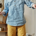 Семья за компьютером играет в онлайн игры Sweet Bonanza